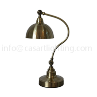 Adjustable desk lamp