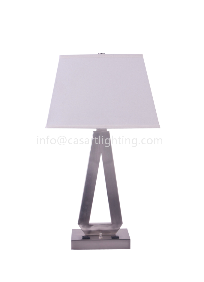 Metal desk lamp