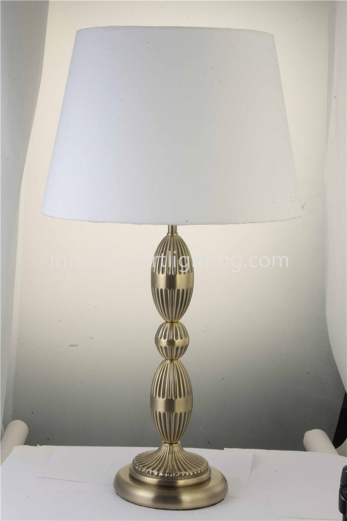 Table lamp