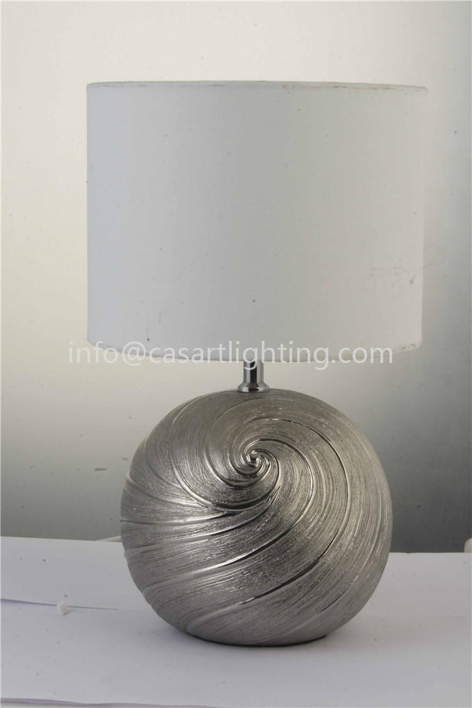 Table lamp