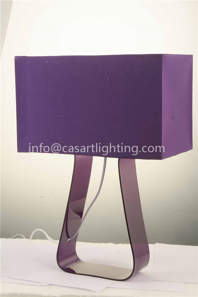 Table lamp