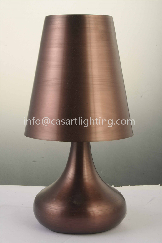 Table lamp
