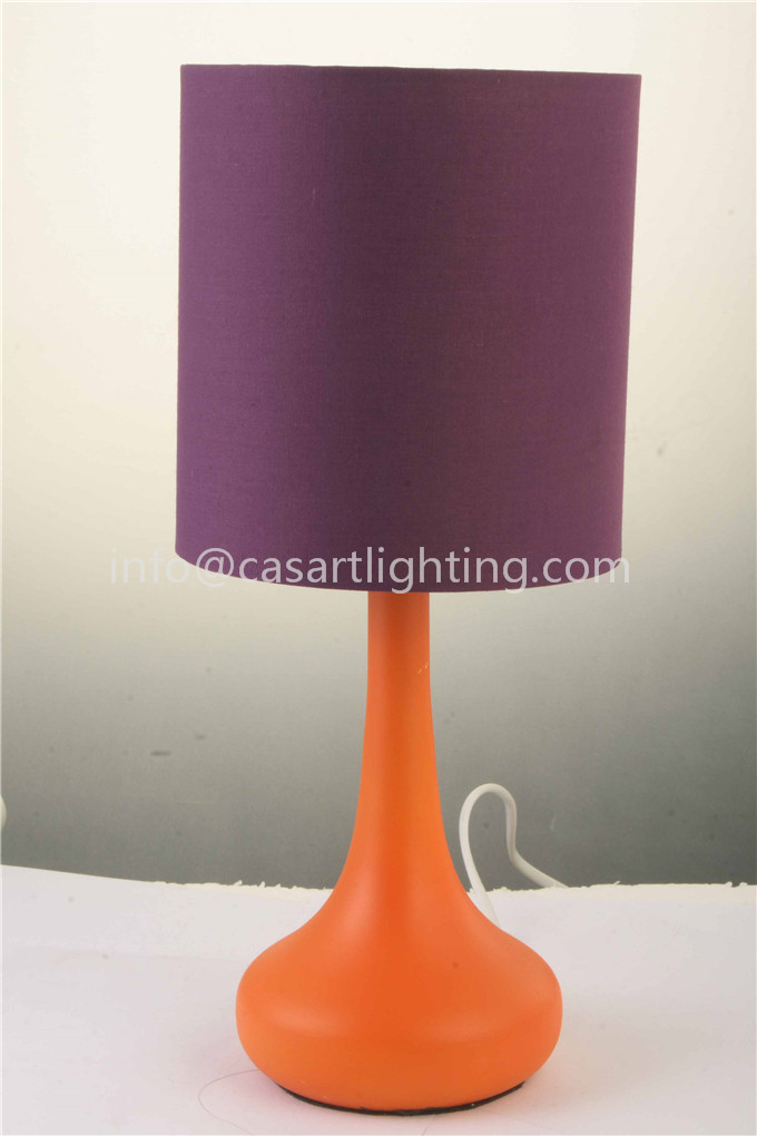 Table lamp
