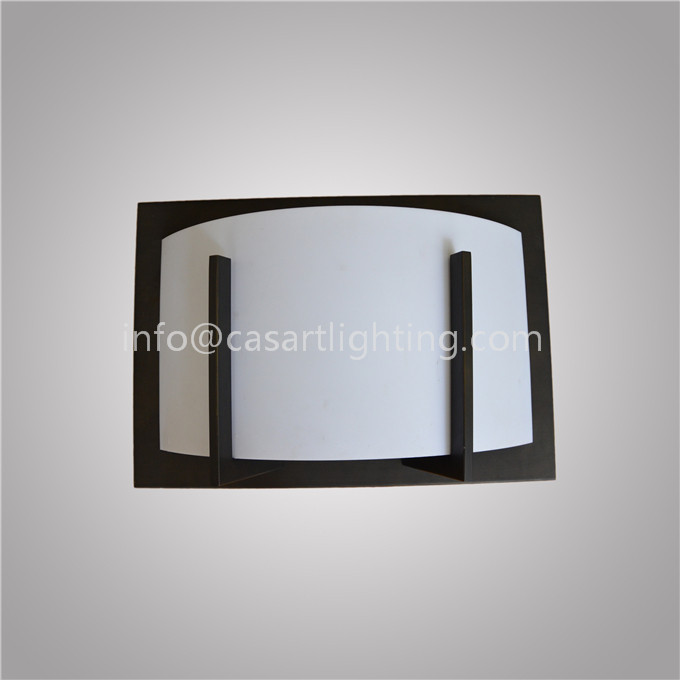 Wall fixture